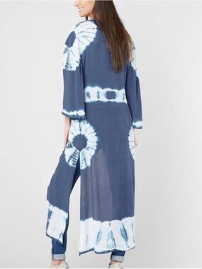 Amuse Society Navy and White Tie-Dye Long Kimono